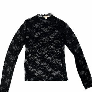 Chic Black Lace Blouse
